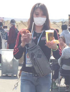 街の中の同行 通勤 買い物など